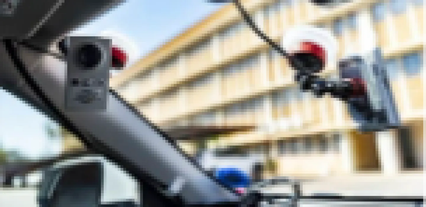 Motor vehicle windshield